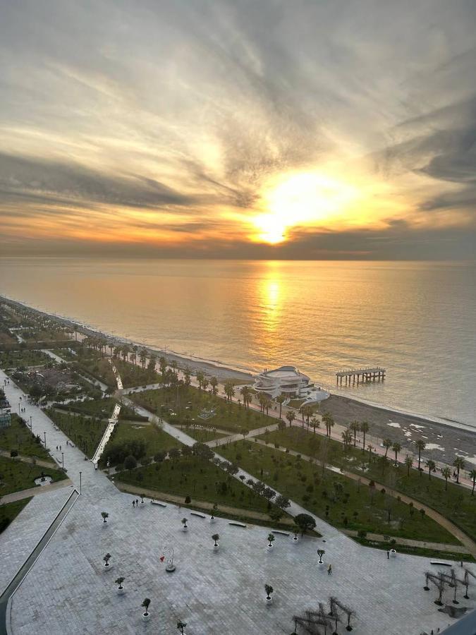 Студия С Потрясающим Видом На Море В Orbi Beach Tower Батумі Екстер'єр фото